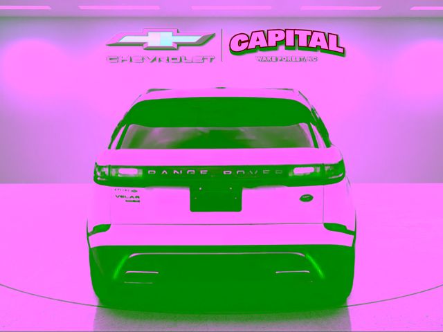 Used 2019 White Land Rover SE R-Dynamic image 4