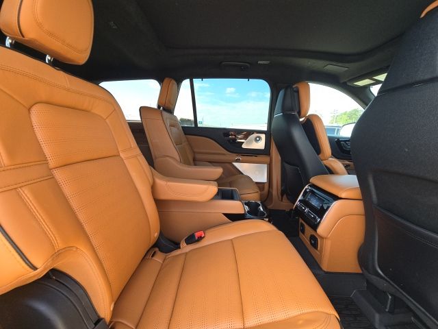 2023 LINCOLN Aviator Black Label:168952A