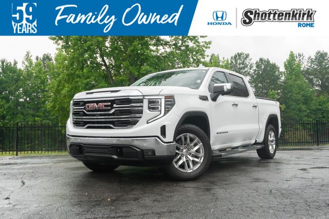 2025 GMC Sierra 4WD Crew Cab Short Box SLT's photo