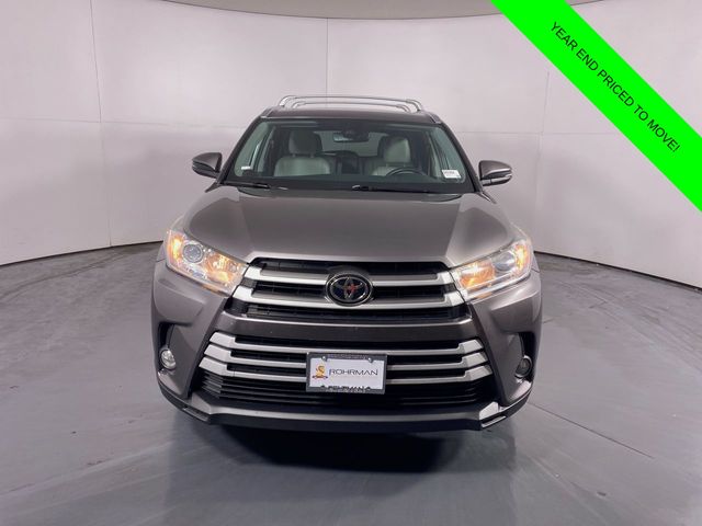 2019 Toyota Highlander XLE 27