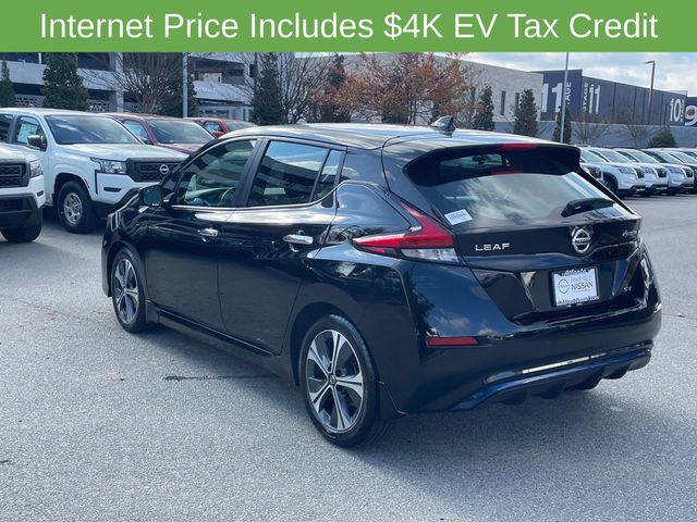 2022 Nissan Leaf SV 5