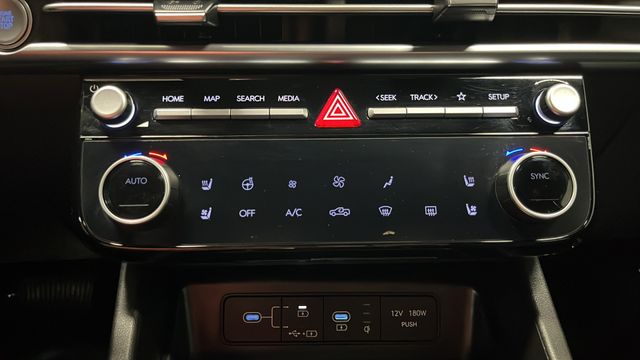 Used 2025 Sage Gray Hyundai Limited image 18