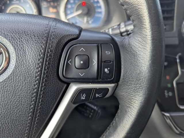 2018 Midnight Black Metallic Toyota Sienna XLE FWD Van