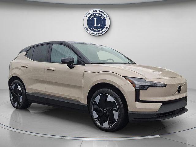 4 Dr 2026 Volvo EX30 Twin Plus eAWD SUV / Crossover All-Wheel Drive 1-Speed Automatic