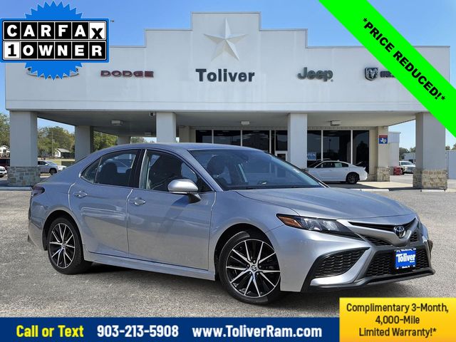 Celestial Silver Metallic 2024 Toyota Camry SE FWD Sedan Front-Wheel Drive 8-Speed Automatic