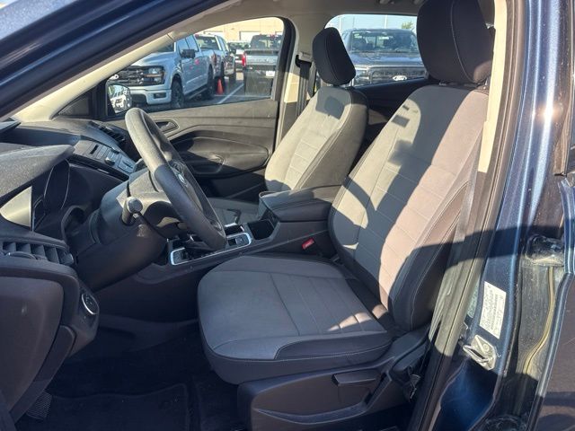 Used 2018 Blue Ford S image 10