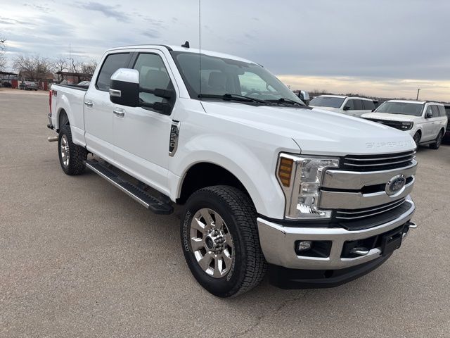 2019 Ford F-250 Super Duty Lariat Crew Cab 4WD