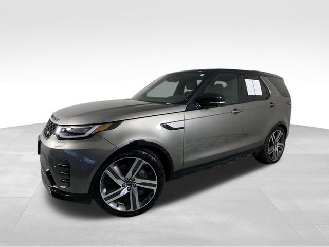 2023 Land Rover Discovery HSE R-Dynamic 2