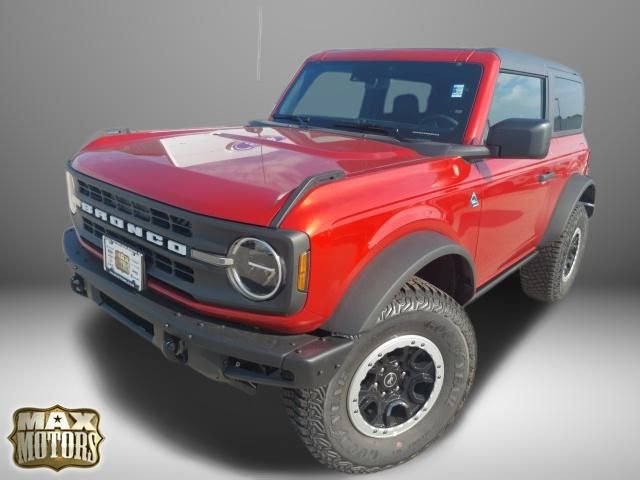 2024 Ford Bronco Black Diamond 3