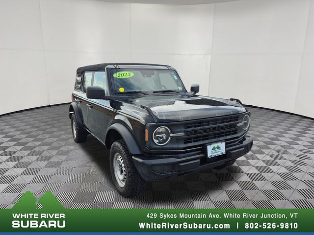 Shadow Black 2023 Ford Bronco 4-Door 4WD SUV / Crossover Four-Wheel Drive Automatic