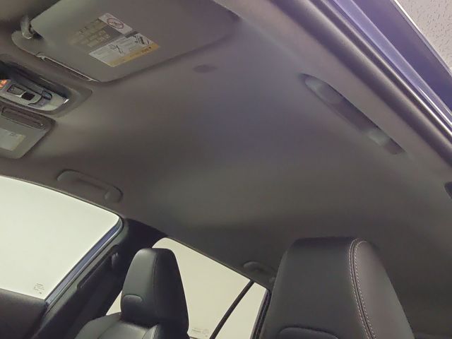 2022 – Toyota – Corolla Cross