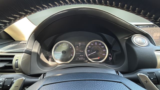 Used 2014  Lexus 250 image 15