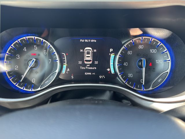 Used 2023 Chrysler Pacifica Van