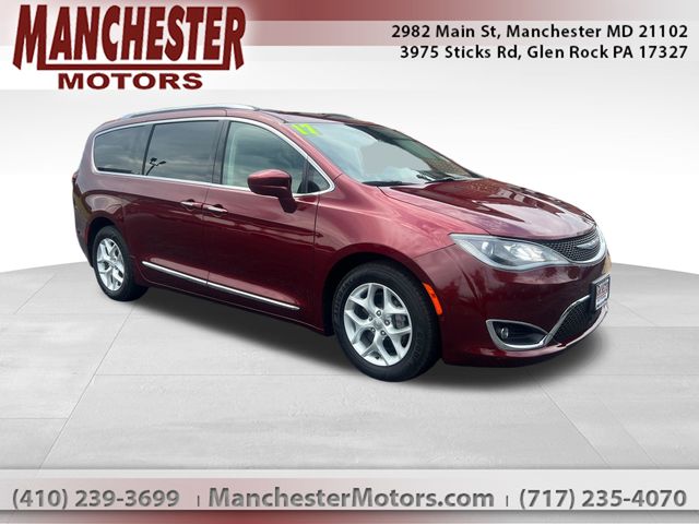 Velvet Red Pearlcoat 2017 Chrysler Pacifica Minivan Front-Wheel Drive 9-Speed Automatic