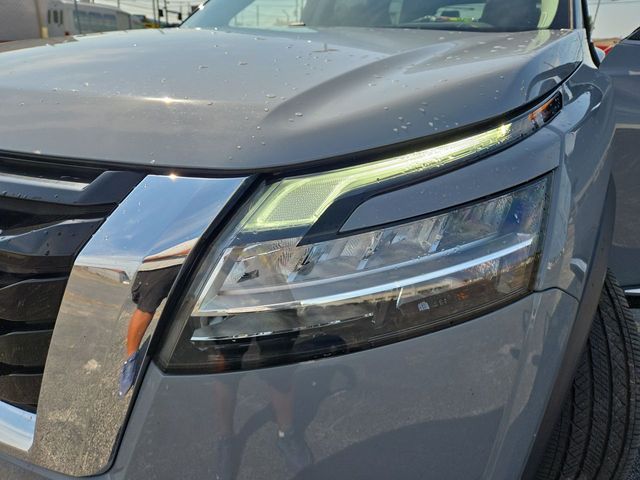 Used 2023 Nissan Pathfinder SUV