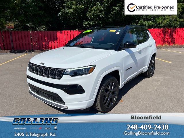 Bright White Clearcoat 2025 Jeep Compass SUV / Crossover Four-Wheel Drive 8-Speed Automatic