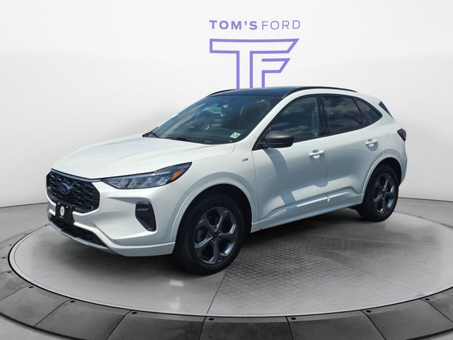 White Metallic 2024 Ford Escape SUV / Crossover All-Wheel Drive 8-Speed Automatic