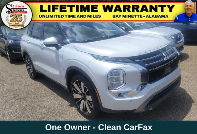 White 2025 Mitsubishi Outlander SUV / Crossover Front-Wheel Drive Continuously Variable Transmission