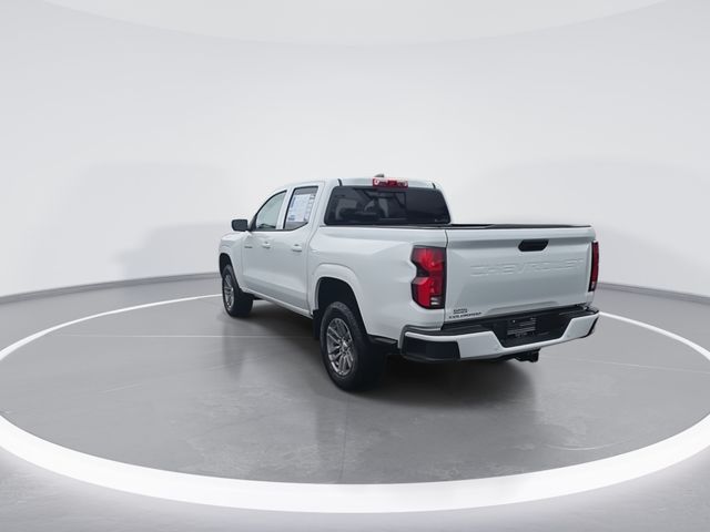 Used 2026 White Chevrolet LT image 6