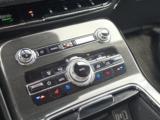 2022 LINCOLN Nautilus Reserve:B02186