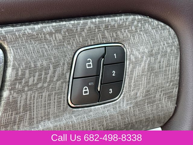 Used 2025 Ford Explorer SUV