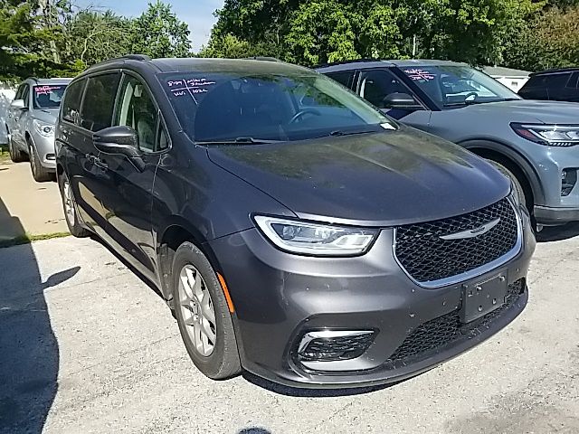 Used 2022 Chrysler Pacifica Van