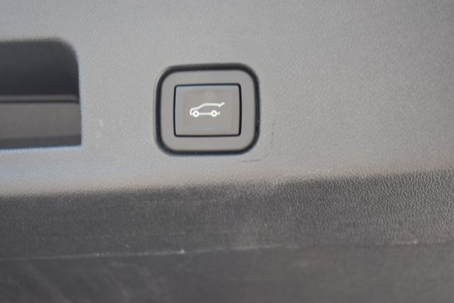 Used 2025 Buick Enclave SUV