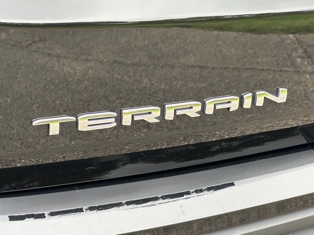 2022 GMC Terrain SLE 26