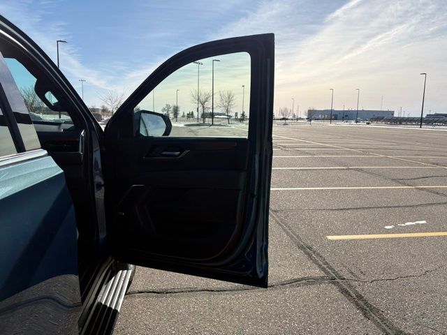 2026 GMC Yukon 4WD Denali