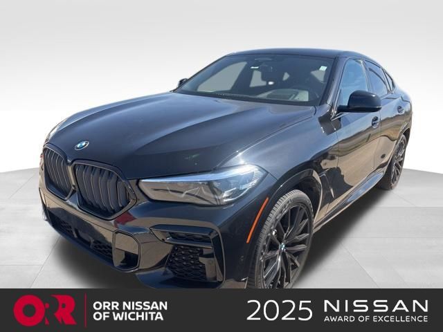 2022 BMW X6 xDrive40i AWD