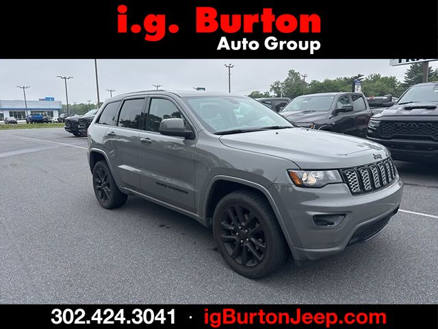 Sting-Gray Clearcoat 2020 Jeep Grand Cherokee Altitude 4WD SUV / Crossover Four-Wheel Drive 8-Speed Automatic