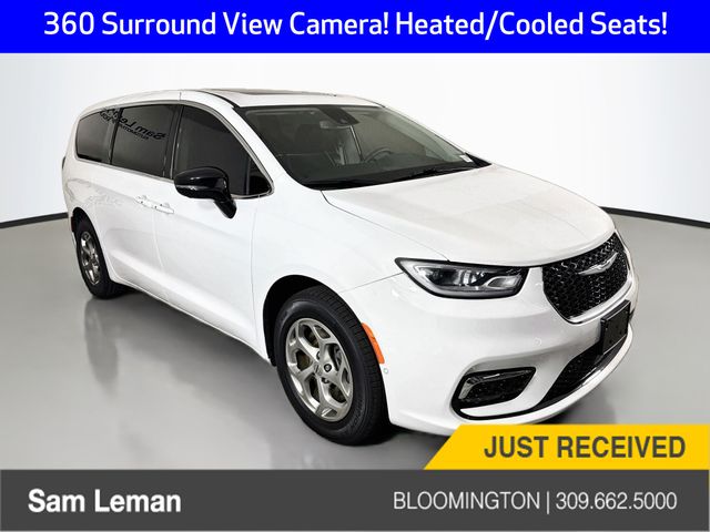 Bright White Clearcoat 2024 Chrysler Pacifica Minivan All-Wheel Drive 9-Speed Automatic