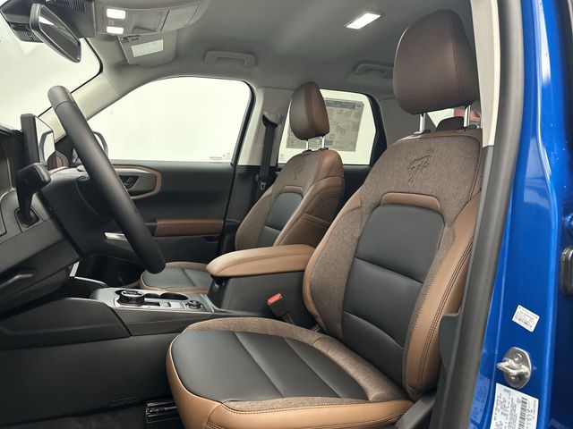 New 2026 Blue Ford Outer Banks image 15