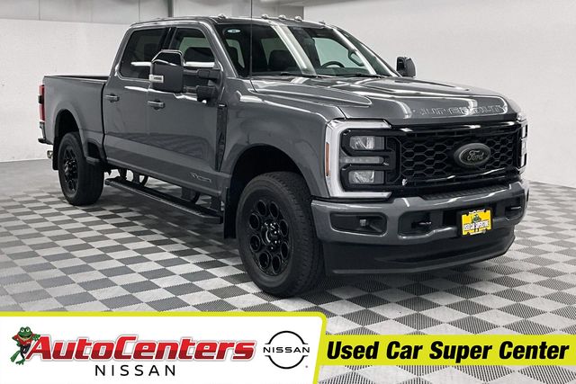 Carbonized Gray Metallic 2026 Ford F-250 Super Duty Lariat Crew Cab 4WD Pickup Truck Four-Wheel Drive 10-Speed Automatic