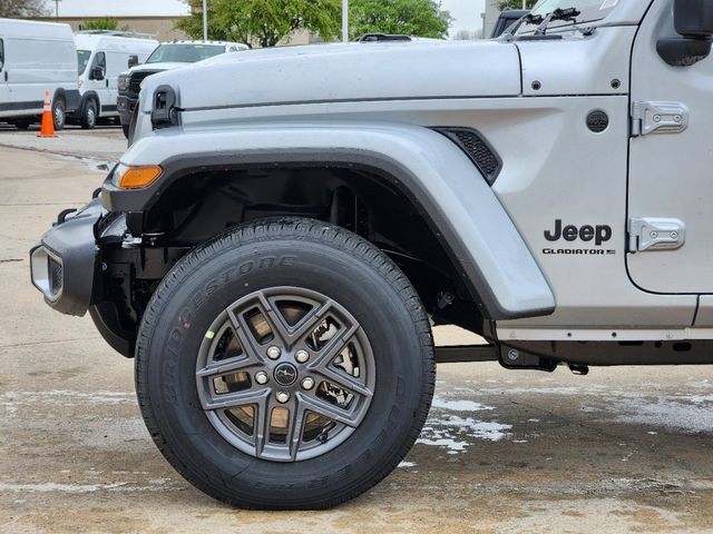 2024 Jeep Gladiator Sport 5