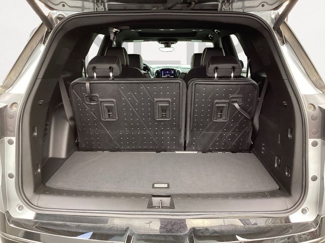 Used Car 2023 Chevrolet Traverse  Premier For Sale Under $35,000 In San Antonio, Texas