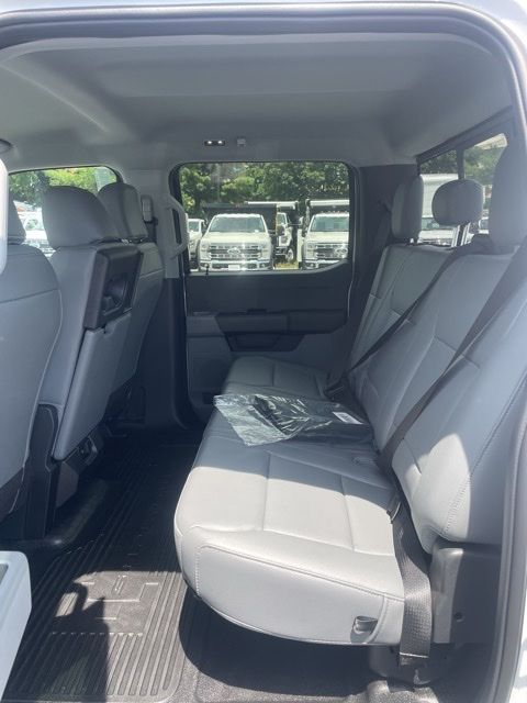 2025 Ford F-550 Super Duty 