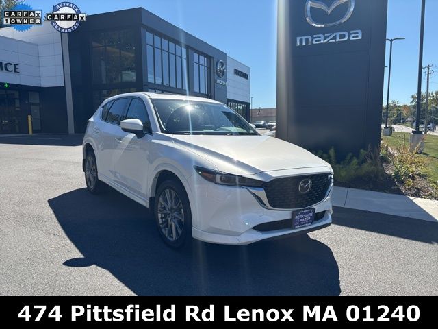 2024 Mazda CX-5 S Premium package's photo