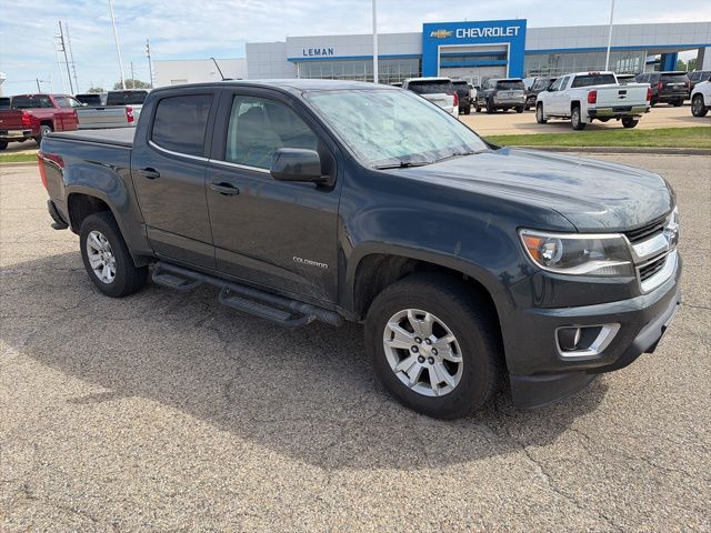 Gray (Graphite Metallic) 2018 Chevrolet Colorado LT Crew Cab RWD Pickup Truck 4X2 8-Speed Automatic