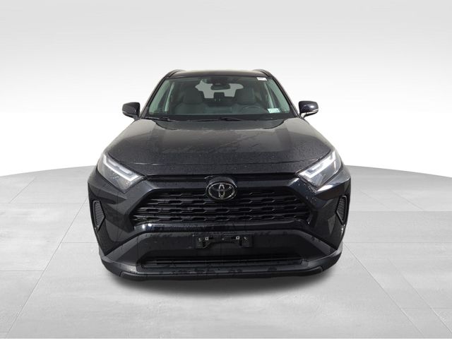 2022 Toyota RAV4 XLE photo