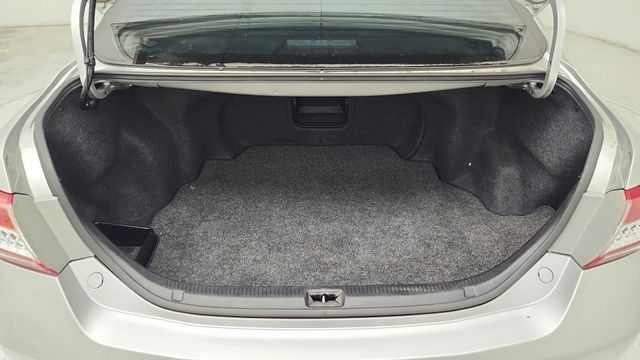 2011 Toyota Camry SE Silver at Emmons Autoplex