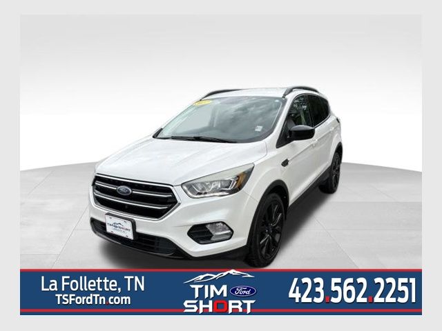 White Platinum Clearcoat Metallic 2017 Ford Escape SUV / Crossover Front-Wheel Drive 6-Speed Automatic