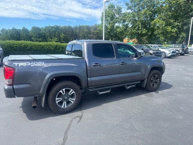2017 Toyota Tacoma TRD Sport - Photo 9