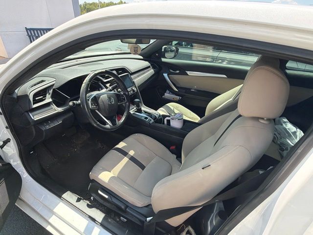 Used 2019 White Honda EX image 4