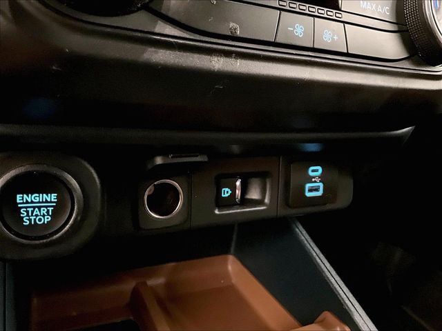 2022 Ford Maverick Lariat Blue at Grove City Ford