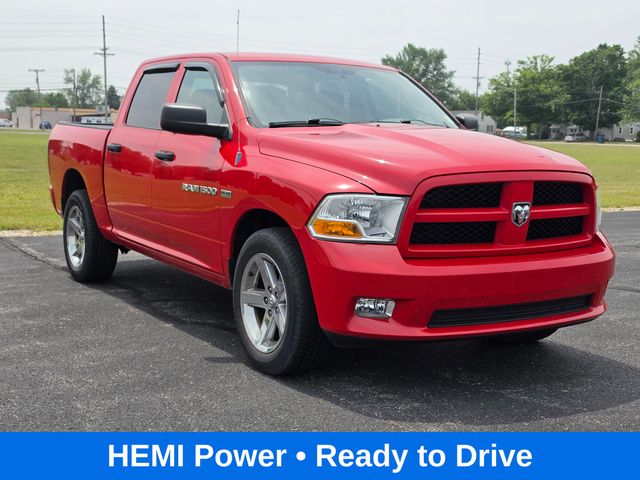 Flame Red Clearcoat 2012 RAM 1500 Pickup Truck Four-Wheel Drive 6-Speed Automatic