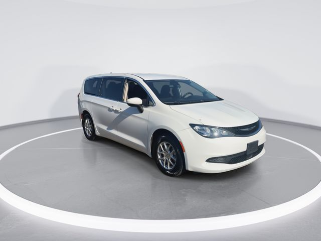 Used 2021 White Chrysler LX image 2