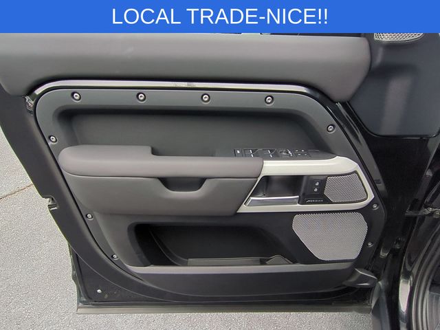 Used 2024  Land Rover S image 12