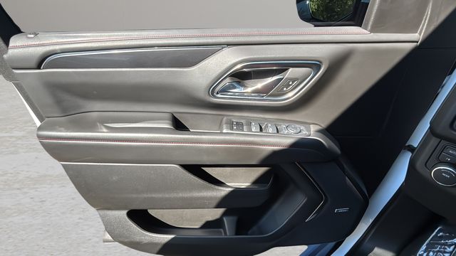 Used 2024 White Chevrolet RST image 17