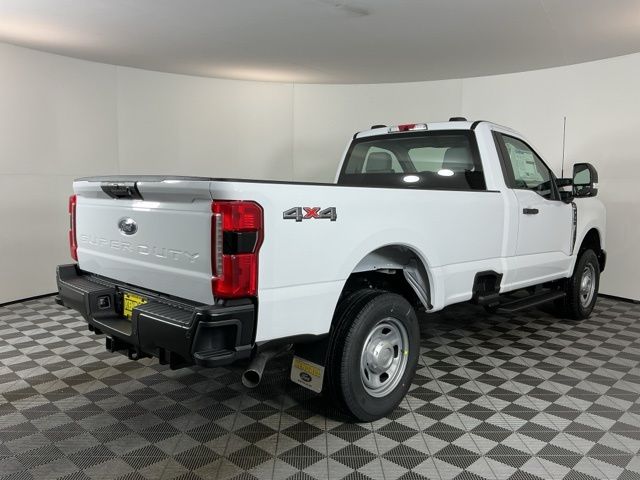 New 2026 Oxford White Ford XL image 4